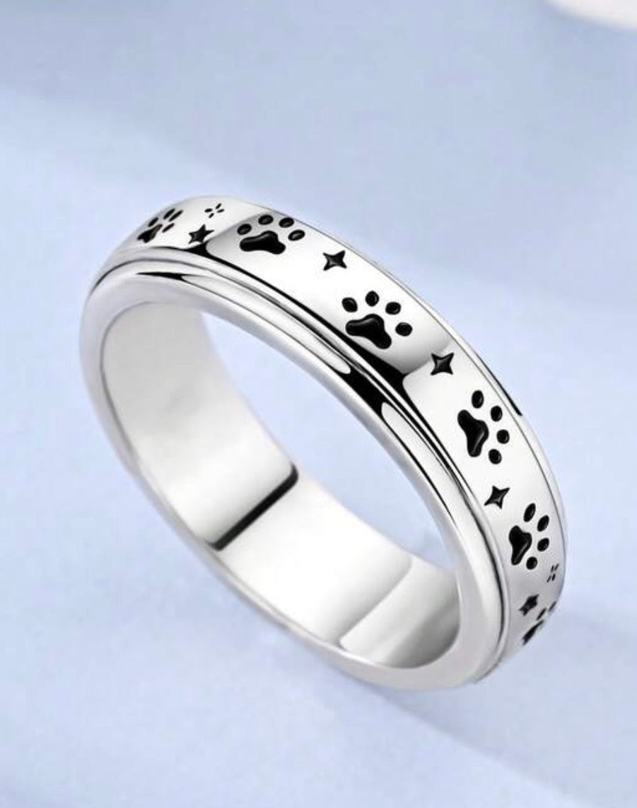 Paw Print Spinner Ring